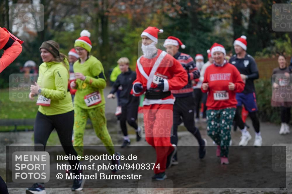 07.12.2025 - St. Pauli X-Mass-Run No. 15 Michael Burmester http://msf.ph/oto/9408374 07.12.2025 11:26:11 Laufen 1583, 3183, 31, 1926 meine-sportfotos.de