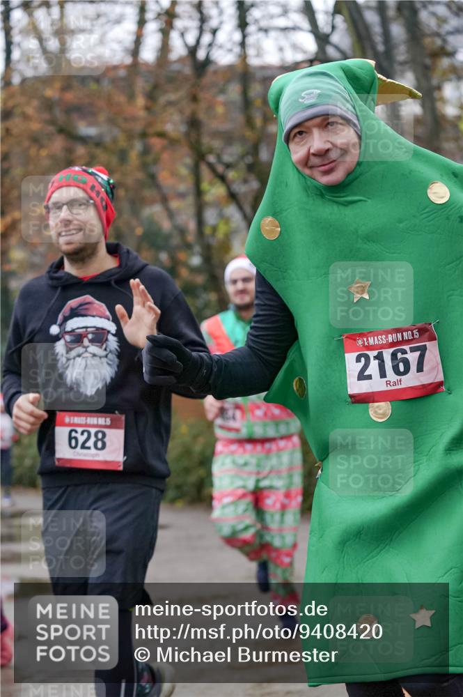 07.12.2025 - St. Pauli X-Mass-Run No. 15 Michael Burmester http://msf.ph/oto/9408420 07.12.2025 09:43:47 Laufen 628, 15, 2167 meine-sportfotos.de