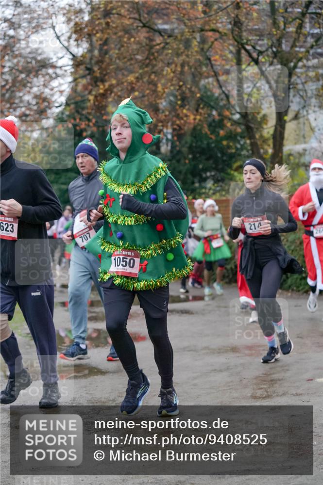 07.12.2025 - St. Pauli X-Mass-Run No. 15 Michael Burmester http://msf.ph/oto/9408525 07.12.2025 09:43:59 Laufen 5, 623, 707, 1050, 214, 26 meine-sportfotos.de
