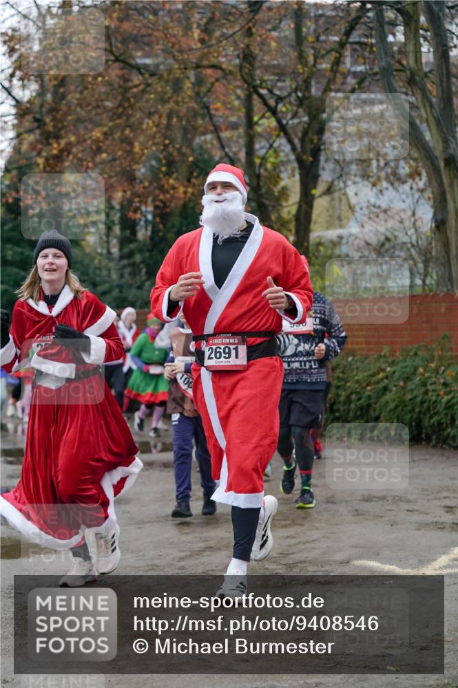07.12.2025 - St. Pauli X-Mass-Run No. 15 Michael Burmester http://msf.ph/oto/9408546 07.12.2025 09:44:01 Laufen 32, 15, 2691, 100 meine-sportfotos.de