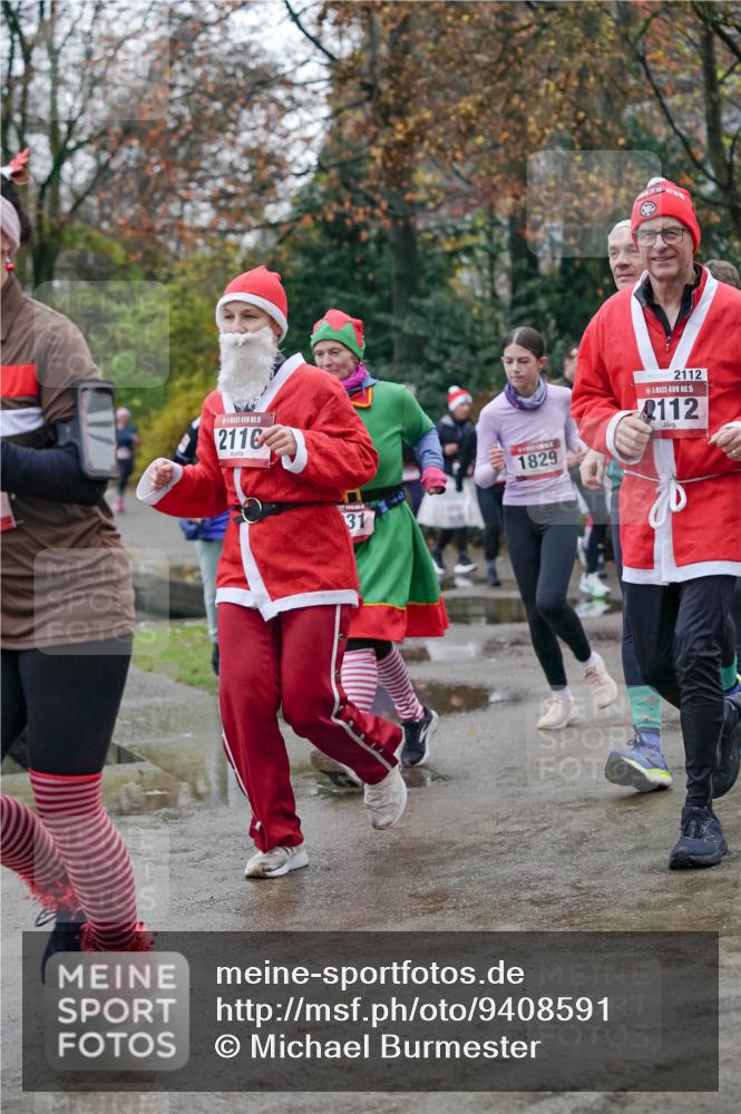 07.12.2025 - St. Pauli X-Mass-Run No. 15 Michael Burmester http://msf.ph/oto/9408591 07.12.2025 09:44:05 Laufen 15, 2116, 31, 1829, 2112, 15, 2112 meine-sportfotos.de