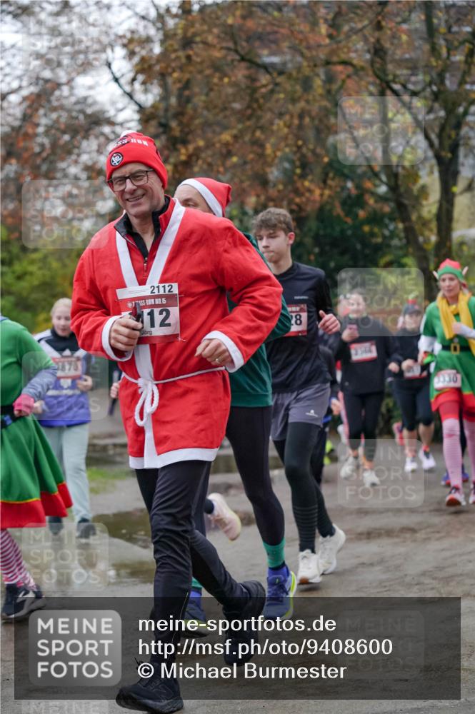 07.12.2025 - St. Pauli X-Mass-Run No. 15 Michael Burmester http://msf.ph/oto/9408600 07.12.2025 09:44:06 Laufen 2112, 15, 12, 28, 2366, 3330 meine-sportfotos.de