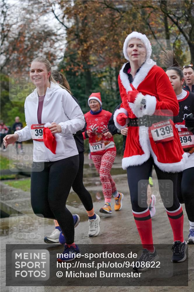 07.12.2025 - St. Pauli X-Mass-Run No. 15 Michael Burmester http://msf.ph/oto/9408622 07.12.2025 09:44:09 Laufen 39, 1217, 10009, 10004, 1399, 15, 394 meine-sportfotos.de