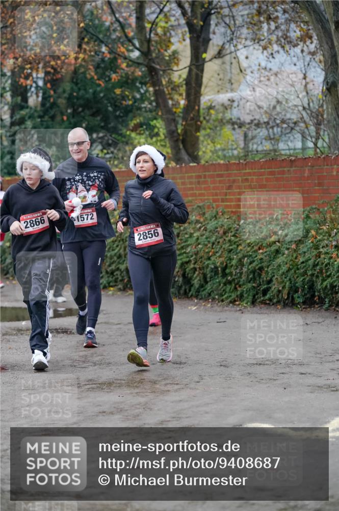 07.12.2025 - St. Pauli X-Mass-Run No. 15 Michael Burmester http://msf.ph/oto/9408687 07.12.2025 09:44:17 Laufen 2866, 1572, 15, 2856 meine-sportfotos.de