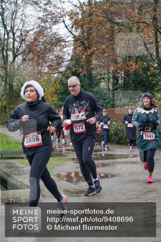 07.12.2025 - St. Pauli X-Mass-Run No. 15 Michael Burmester http://msf.ph/oto/9408696 07.12.2025 09:44:19 Laufen 2856, 15, 1572, 1543 meine-sportfotos.de