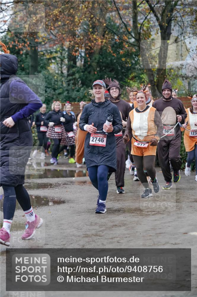 07.12.2025 - St. Pauli X-Mass-Run No. 15 Michael Burmester http://msf.ph/oto/9408756 07.12.2025 09:44:24 Laufen 15, 2746, 517, 68, 123 meine-sportfotos.de