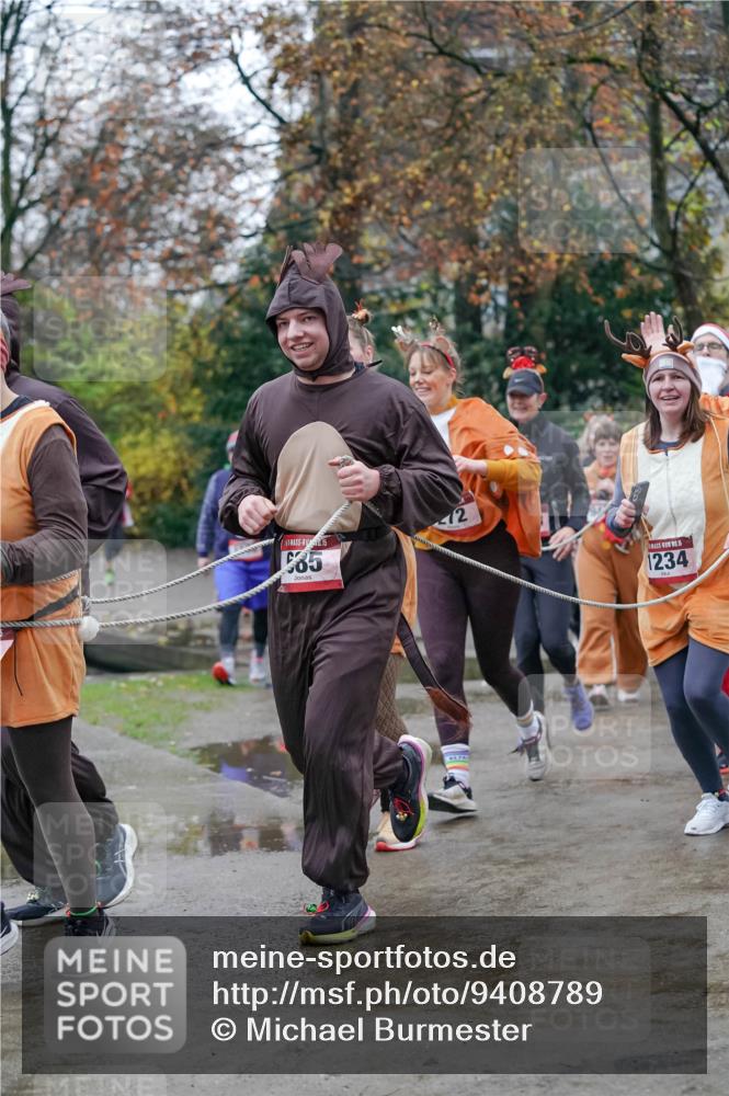 07.12.2025 - St. Pauli X-Mass-Run No. 15 Michael Burmester http://msf.ph/oto/9408789 07.12.2025 09:44:27 Laufen 15, 85, 12, 1234 meine-sportfotos.de