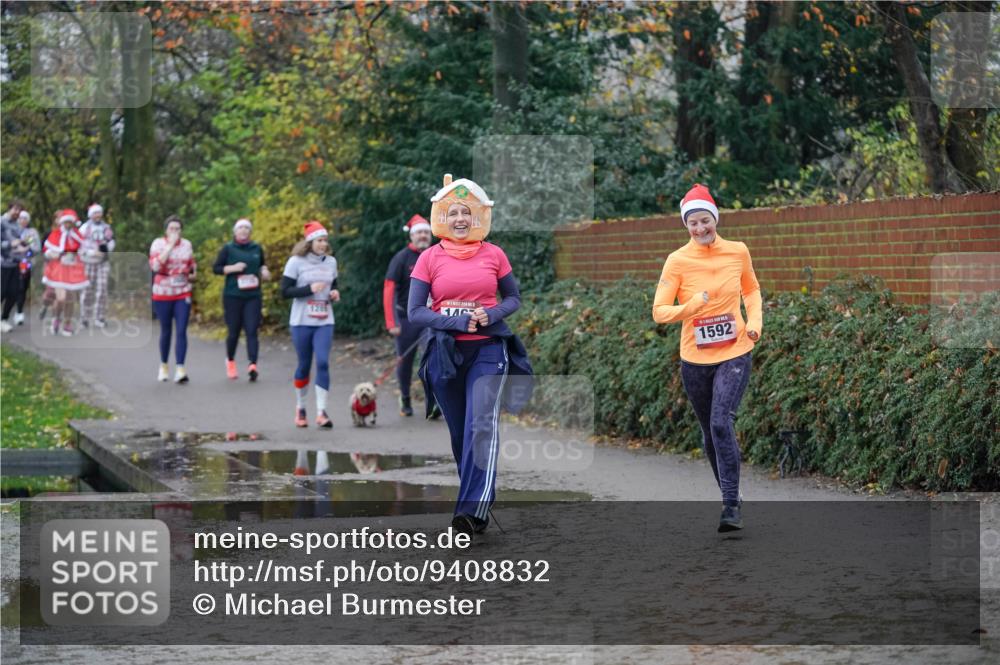 07.12.2025 - St. Pauli X-Mass-Run No. 15 Michael Burmester http://msf.ph/oto/9408832 07.12.2025 11:26:53 Laufen 128, 146, 1592 meine-sportfotos.de