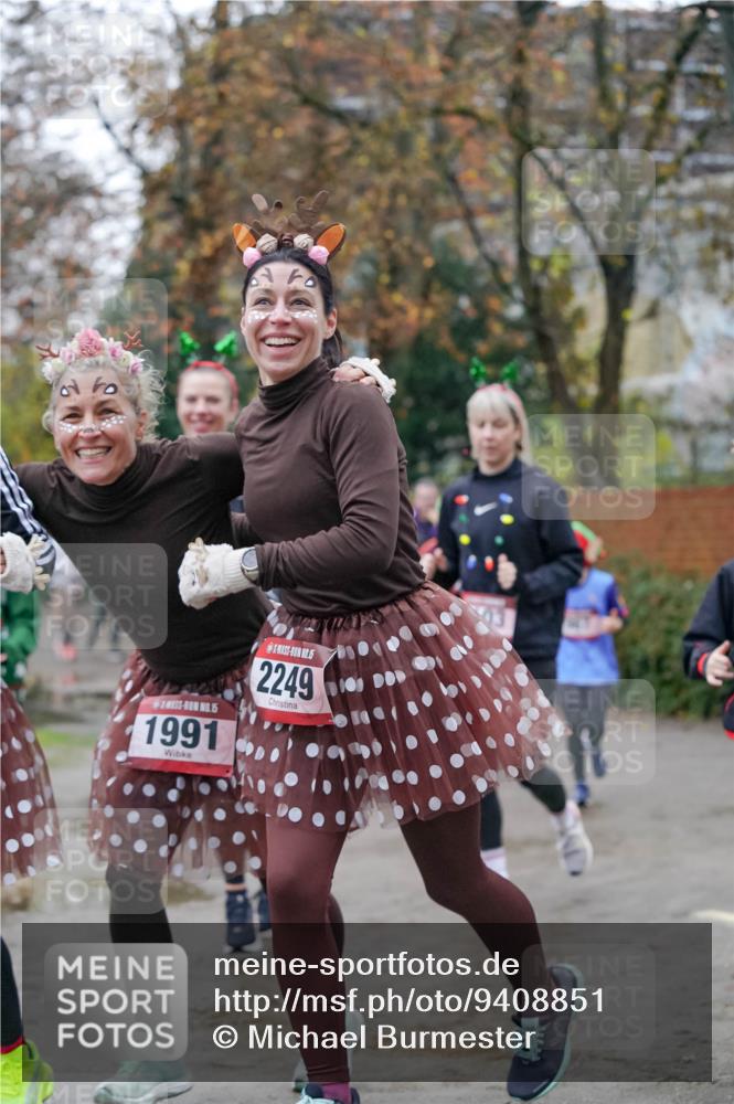07.12.2025 - St. Pauli X-Mass-Run No. 15 Michael Burmester http://msf.ph/oto/9408851 07.12.2025 09:44:32 Laufen 15, 1991, 5, 2249 meine-sportfotos.de