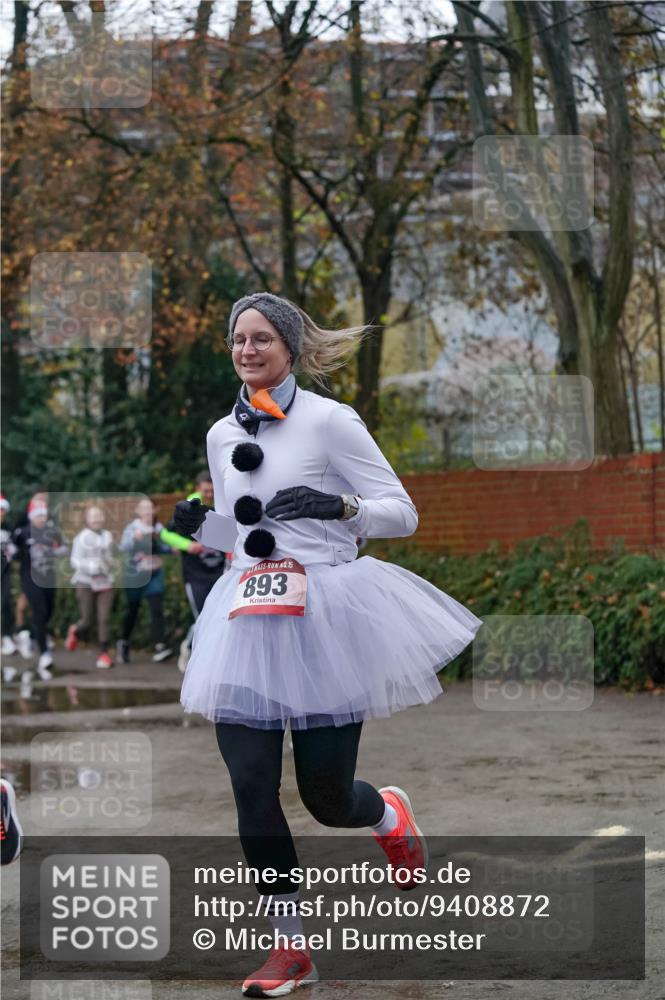 07.12.2025 - St. Pauli X-Mass-Run No. 15 Michael Burmester http://msf.ph/oto/9408872 07.12.2025 09:44:34 Laufen 15, 893 meine-sportfotos.de