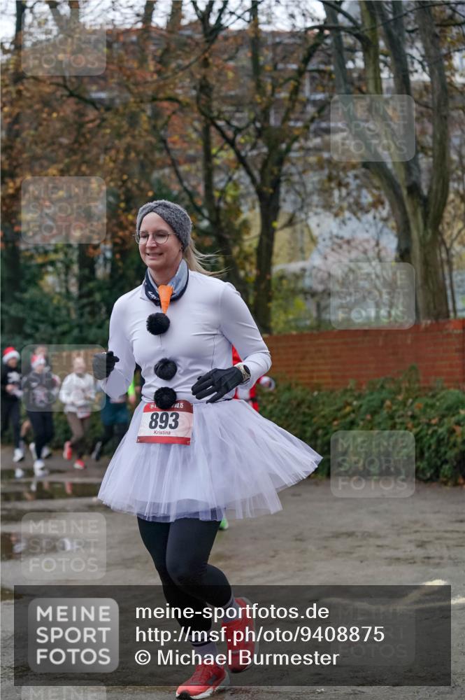 07.12.2025 - St. Pauli X-Mass-Run No. 15 Michael Burmester http://msf.ph/oto/9408875 07.12.2025 09:44:35 Laufen 40, 15, 893 meine-sportfotos.de