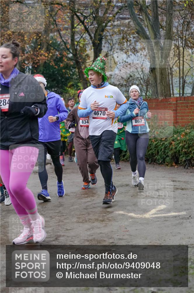07.12.2025 - St. Pauli X-Mass-Run No. 15 Michael Burmester http://msf.ph/oto/9409048 07.12.2025 09:44:56 Laufen 284, 8, 834, 15, 4670, 02, 867 meine-sportfotos.de