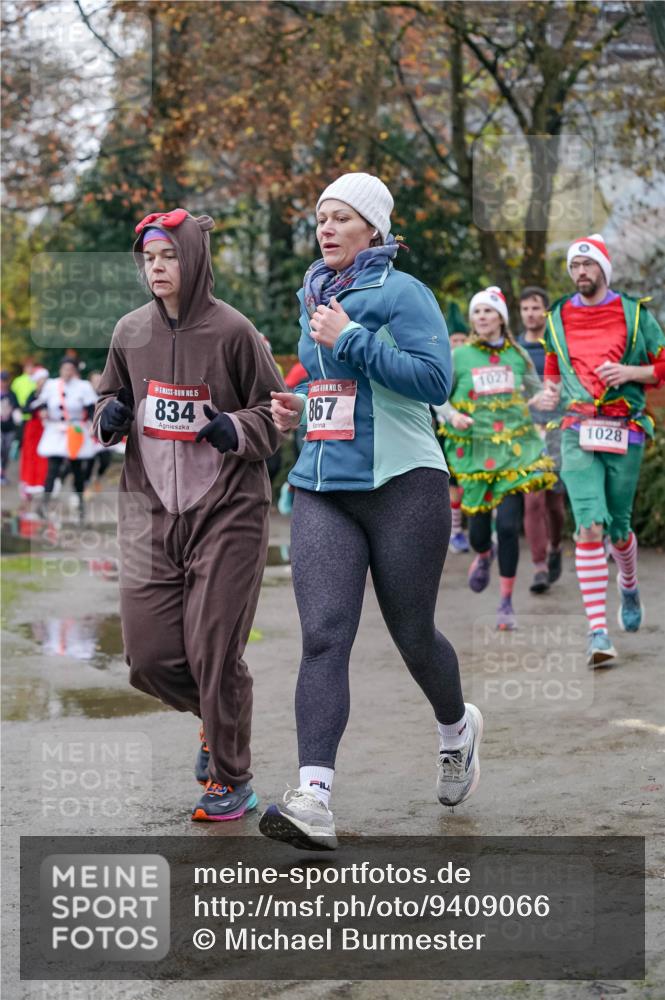 07.12.2025 - St. Pauli X-Mass-Run No. 15 Michael Burmester http://msf.ph/oto/9409066 07.12.2025 09:44:58 Laufen 1027, 15, 15, 834, 867, 1028 meine-sportfotos.de