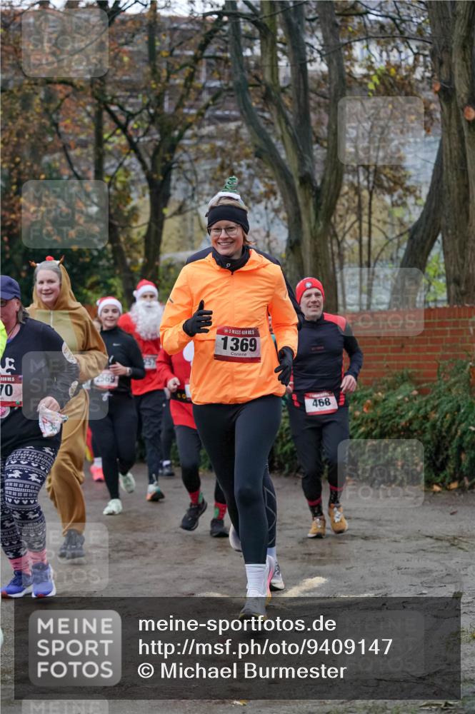 07.12.2025 - St. Pauli X-Mass-Run No. 15 Michael Burmester http://msf.ph/oto/9409147 07.12.2025 09:45:09 Laufen 15, 70, 2569, 1369, 468 meine-sportfotos.de