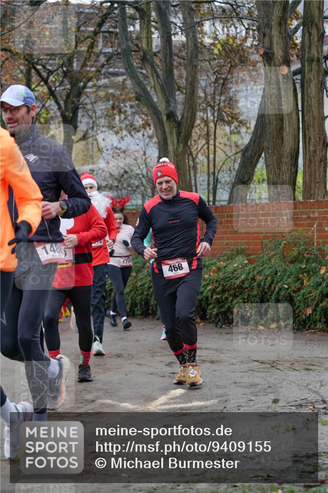 07.12.2025 - St. Pauli X-Mass-Run No. 15 Michael Burmester http://msf.ph/oto/9409155 07.12.2025 09:45:09 Laufen 1480, 178, 468 meine-sportfotos.de