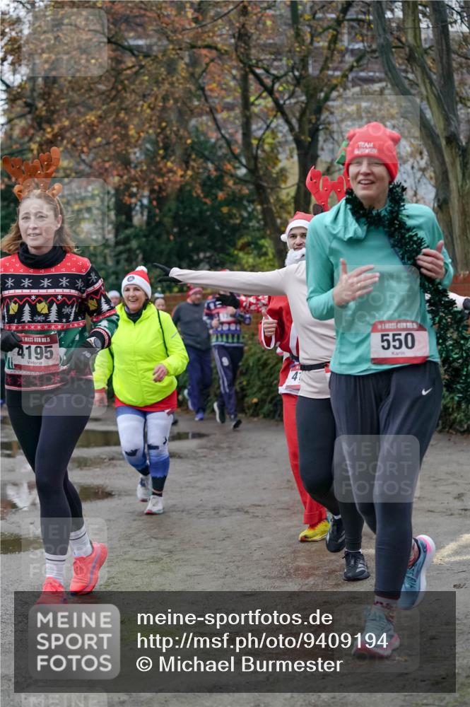 07.12.2025 - St. Pauli X-Mass-Run No. 15 Michael Burmester http://msf.ph/oto/9409194 07.12.2025 09:45:13 Laufen 15, 4195, 550 meine-sportfotos.de