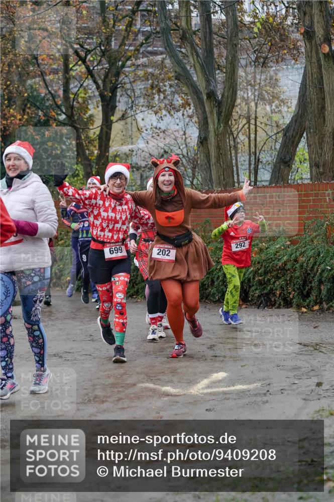 07.12.2025 - St. Pauli X-Mass-Run No. 15 Michael Burmester http://msf.ph/oto/9409208 07.12.2025 09:45:14 Laufen 699, 9, 202, 292 meine-sportfotos.de