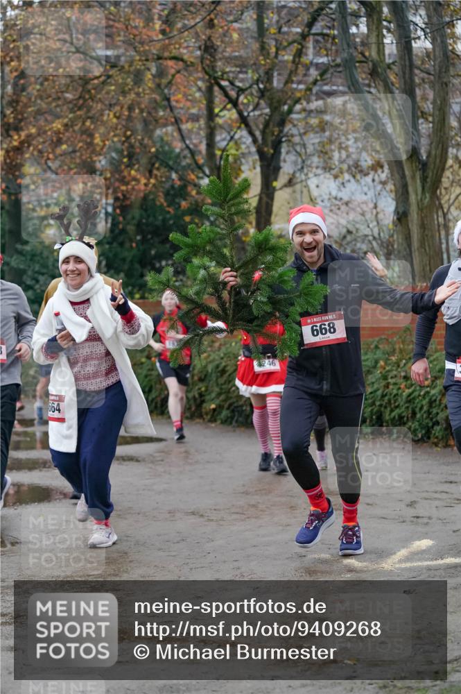 07.12.2025 - St. Pauli X-Mass-Run No. 15 Michael Burmester http://msf.ph/oto/9409268 07.12.2025 09:45:20 Laufen 564, 246, 15, 668 meine-sportfotos.de