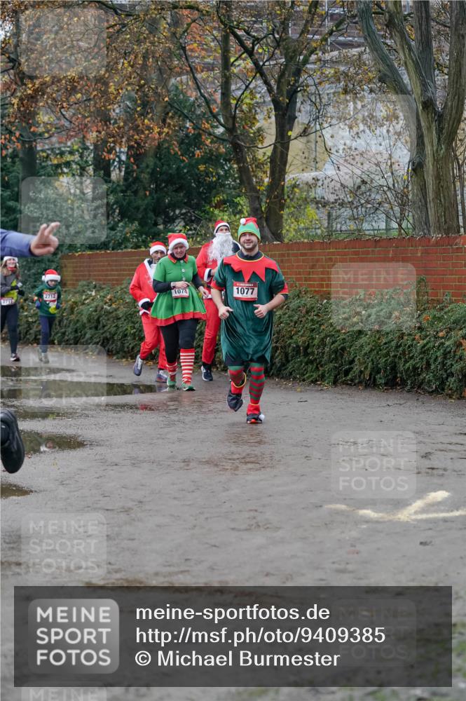 07.12.2025 - St. Pauli X-Mass-Run No. 15 Michael Burmester http://msf.ph/oto/9409385 07.12.2025 09:45:32 Laufen 2712, 2711, 1074, 1077 meine-sportfotos.de