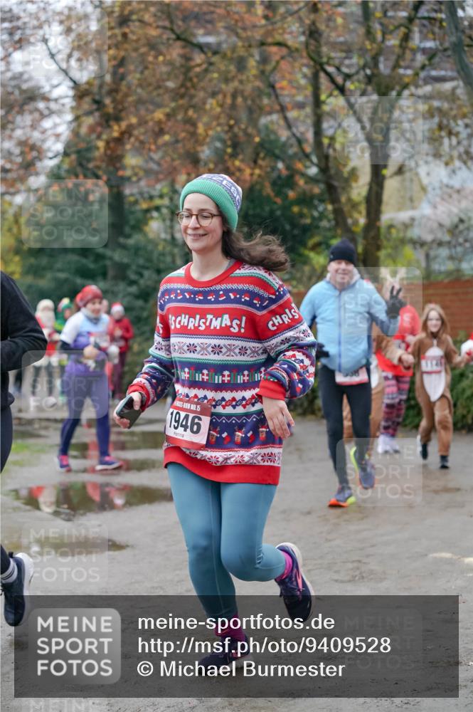 07.12.2025 - St. Pauli X-Mass-Run No. 15 Michael Burmester http://msf.ph/oto/9409528 07.12.2025 09:45:48 Laufen 1946 meine-sportfotos.de