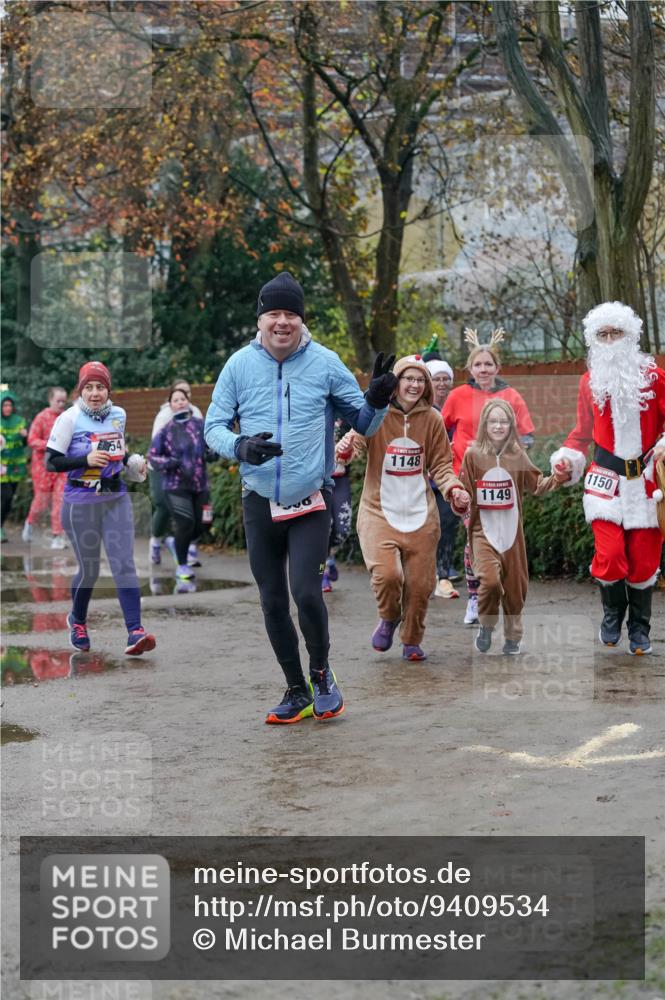 07.12.2025 - St. Pauli X-Mass-Run No. 15 Michael Burmester http://msf.ph/oto/9409534 07.12.2025 09:45:49 Laufen 54, 1148, 1149, 1150 meine-sportfotos.de