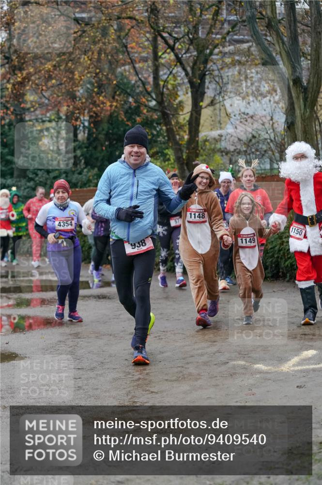 07.12.2025 - St. Pauli X-Mass-Run No. 15 Michael Burmester http://msf.ph/oto/9409540 07.12.2025 09:45:49 Laufen 4354, 938, 57, 1148, 1149, 1150 meine-sportfotos.de