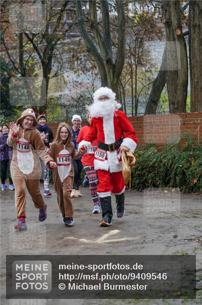 07.12.2025 - St. Pauli X-Mass-Run No. 15 Michael Burmester http://msf.ph/oto/9409546 07.12.2025 09:45:49 Laufen 1148, 1149, 78, 1150 meine-sportfotos.de