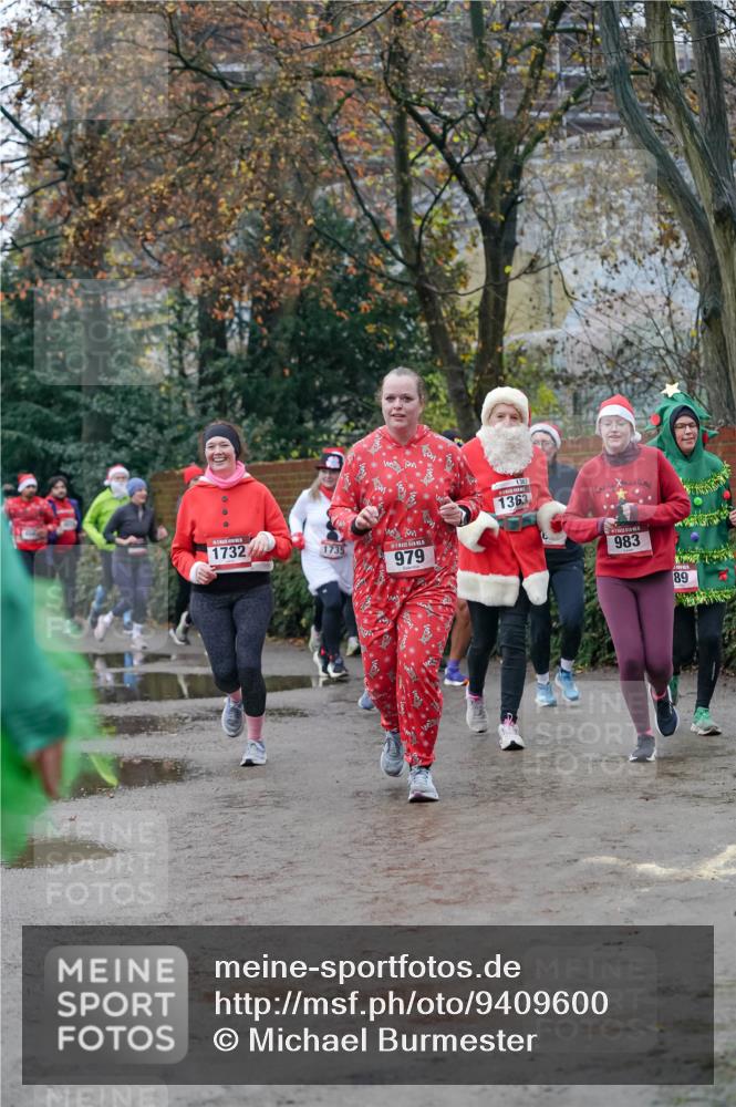 07.12.2025 - St. Pauli X-Mass-Run No. 15 Michael Burmester http://msf.ph/oto/9409600 07.12.2025 09:45:55 Laufen 1732, 1735, 979, 1363, 1363, 983, 89 meine-sportfotos.de