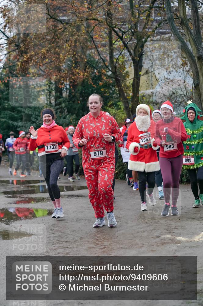 07.12.2025 - St. Pauli X-Mass-Run No. 15 Michael Burmester http://msf.ph/oto/9409606 07.12.2025 09:45:55 Laufen 1732, 979, 1363, 1363, 15, 983, 989 meine-sportfotos.de