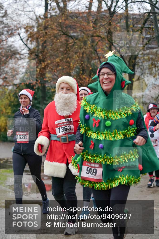 07.12.2025 - St. Pauli X-Mass-Run No. 15 Michael Burmester http://msf.ph/oto/9409627 07.12.2025 09:45:58 Laufen 3628, 1363, 15, 1363, 989, 36 meine-sportfotos.de