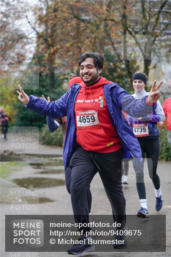 07.12.2025 - St. Pauli X-Mass-Run No. 15 Michael Burmester http://msf.ph/oto/9409675 07.12.2025 09:46:03 Laufen 4659, 4739 meine-sportfotos.de