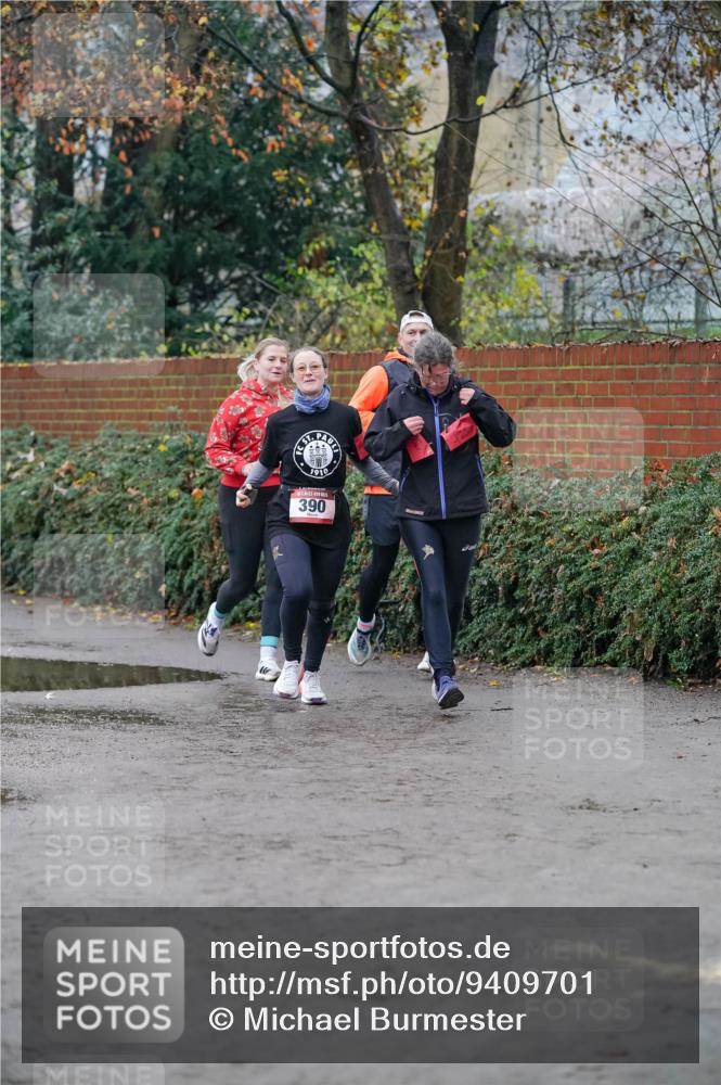 07.12.2025 - St. Pauli X-Mass-Run No. 15 Michael Burmester http://msf.ph/oto/9409701 07.12.2025 09:46:10 Laufen 16, 1910, 390 meine-sportfotos.de