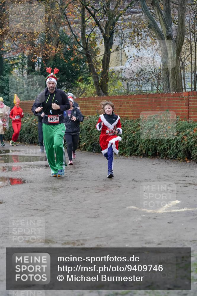 07.12.2025 - St. Pauli X-Mass-Run No. 15 Michael Burmester http://msf.ph/oto/9409746 07.12.2025 09:46:15 Laufen 2171, 3484 meine-sportfotos.de