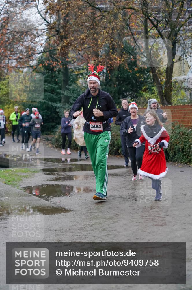 07.12.2025 - St. Pauli X-Mass-Run No. 15 Michael Burmester http://msf.ph/oto/9409758 07.12.2025 09:46:16 Laufen 3484 meine-sportfotos.de