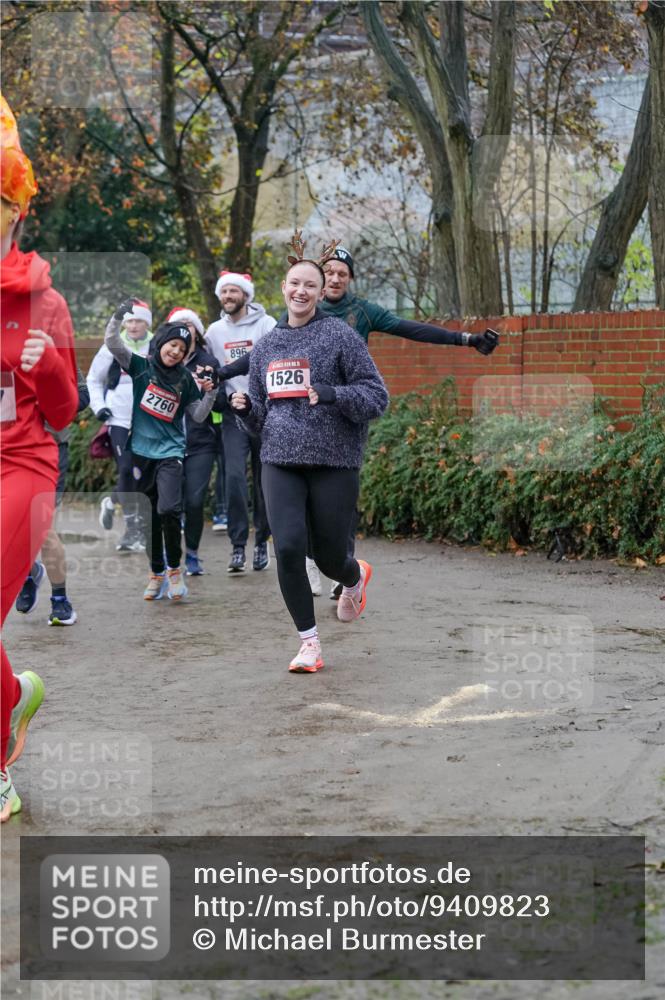 07.12.2025 - St. Pauli X-Mass-Run No. 15 Michael Burmester http://msf.ph/oto/9409823 07.12.2025 09:46:23 Laufen 2760, 896, 1526 meine-sportfotos.de