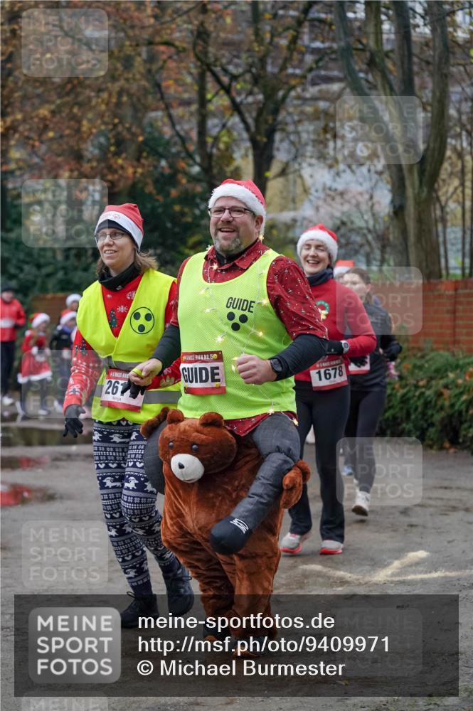 07.12.2025 - St. Pauli X-Mass-Run No. 15 Michael Burmester http://msf.ph/oto/9409971 07.12.2025 09:46:52 Laufen 267, 15, 1678 meine-sportfotos.de
