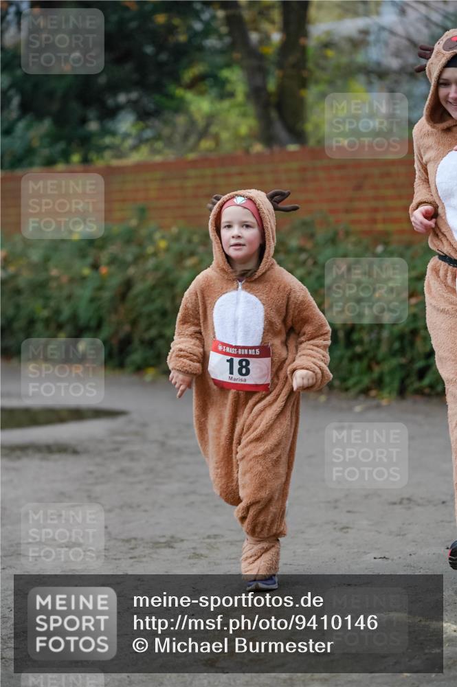 07.12.2025 - St. Pauli X-Mass-Run No. 15 Michael Burmester http://msf.ph/oto/9410146 07.12.2025 09:47:19 Laufen 15, 18 meine-sportfotos.de