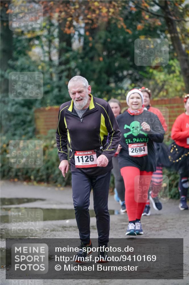 07.12.2025 - St. Pauli X-Mass-Run No. 15 Michael Burmester http://msf.ph/oto/9410169 07.12.2025 09:47:24 Laufen 15, 1126, 2694 meine-sportfotos.de