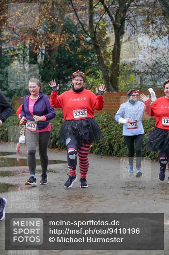 07.12.2025 - St. Pauli X-Mass-Run No. 15 Michael Burmester http://msf.ph/oto/9410196 07.12.2025 09:47:27 Laufen 7, 3040, 2743, 1733, 13 meine-sportfotos.de