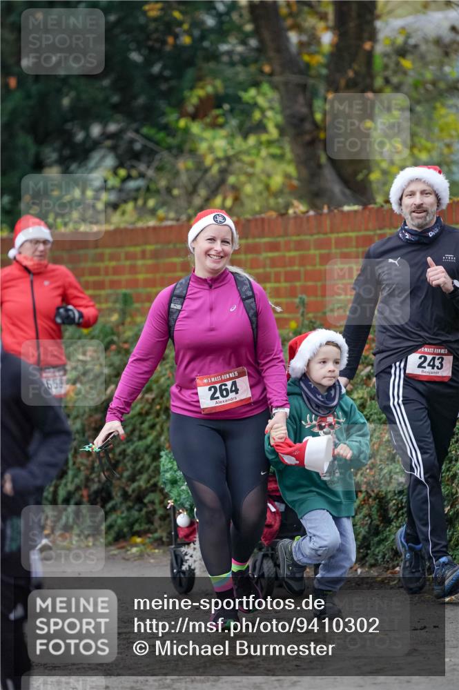 07.12.2025 - St. Pauli X-Mass-Run No. 15 Michael Burmester http://msf.ph/oto/9410302 07.12.2025 09:47:45 Laufen 654, 15, 264, 5, 243 meine-sportfotos.de