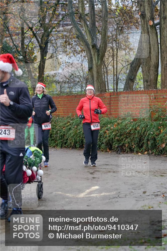 07.12.2025 - St. Pauli X-Mass-Run No. 15 Michael Burmester http://msf.ph/oto/9410347 07.12.2025 09:47:49 Laufen 243, 661, 658 meine-sportfotos.de