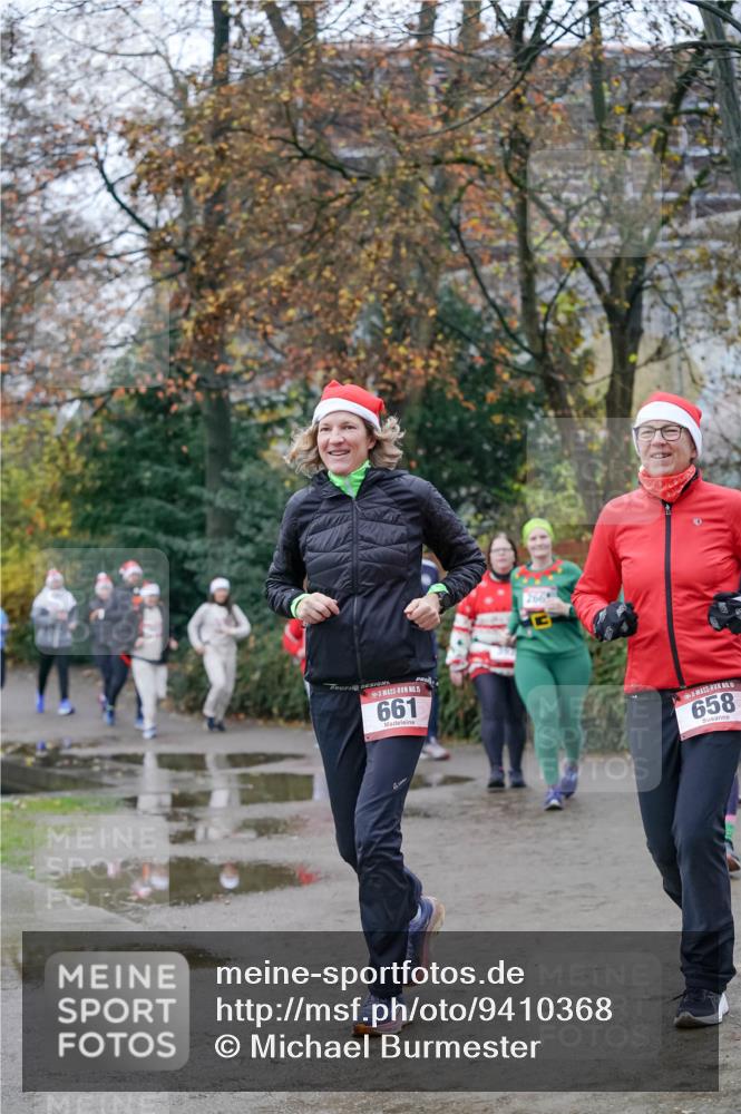07.12.2025 - St. Pauli X-Mass-Run No. 15 Michael Burmester http://msf.ph/oto/9410368 07.12.2025 09:47:51 Laufen 15, 661, 266, 15, 658 meine-sportfotos.de