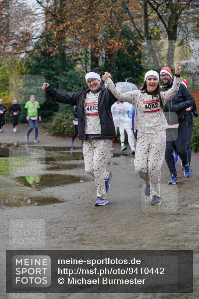 07.12.2025 - St. Pauli X-Mass-Run No. 15 Michael Burmester http://msf.ph/oto/9410442 07.12.2025 09:48:00 Laufen 4083, 5, 4082 meine-sportfotos.de