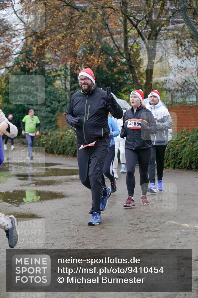 07.12.2025 - St. Pauli X-Mass-Run No. 15 Michael Burmester http://msf.ph/oto/9410454 07.12.2025 09:48:01 Laufen 3, 3585 meine-sportfotos.de
