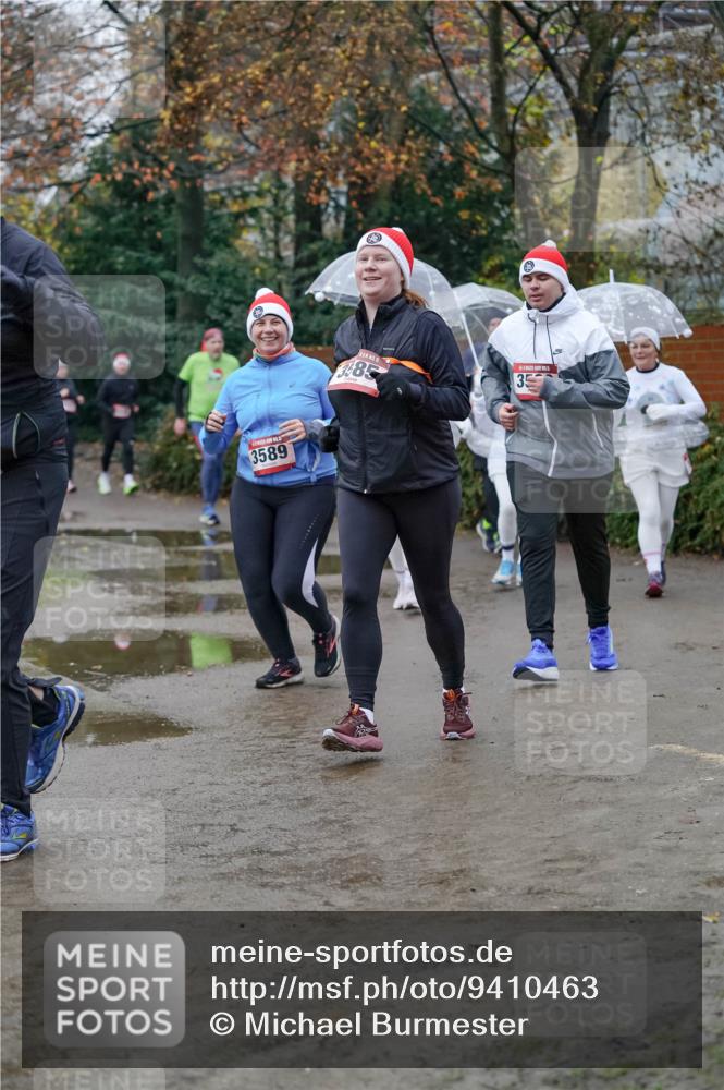 07.12.2025 - St. Pauli X-Mass-Run No. 15 Michael Burmester http://msf.ph/oto/9410463 07.12.2025 09:48:02 Laufen 3589, 3585, 35 meine-sportfotos.de