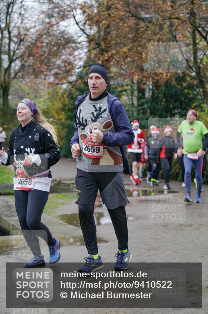 07.12.2025 - St. Pauli X-Mass-Run No. 15 Michael Burmester http://msf.ph/oto/9410522 07.12.2025 09:48:07 Laufen 15, 2659, 2658, 68, 30 meine-sportfotos.de