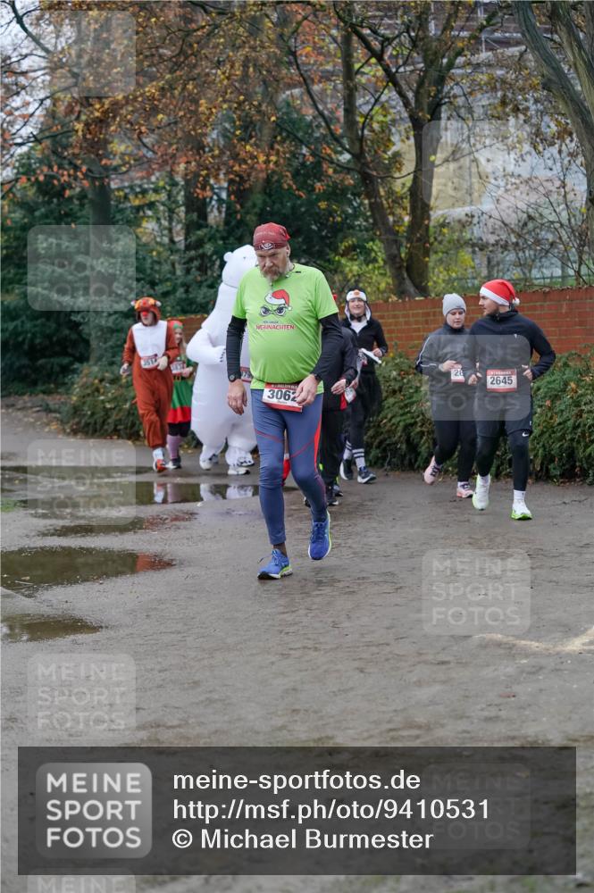 07.12.2025 - St. Pauli X-Mass-Run No. 15 Michael Burmester http://msf.ph/oto/9410531 07.12.2025 09:48:09 Laufen 3062, 26, 2645 meine-sportfotos.de
