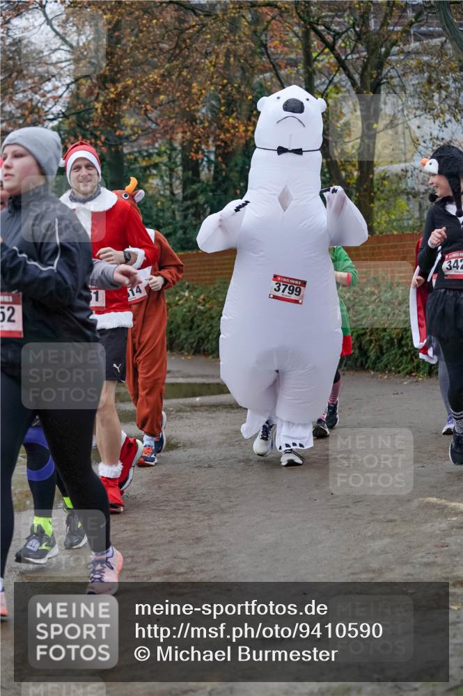 07.12.2025 - St. Pauli X-Mass-Run No. 15 Michael Burmester http://msf.ph/oto/9410590 07.12.2025 09:48:14 Laufen 52, 14, 5, 3799, 347 meine-sportfotos.de