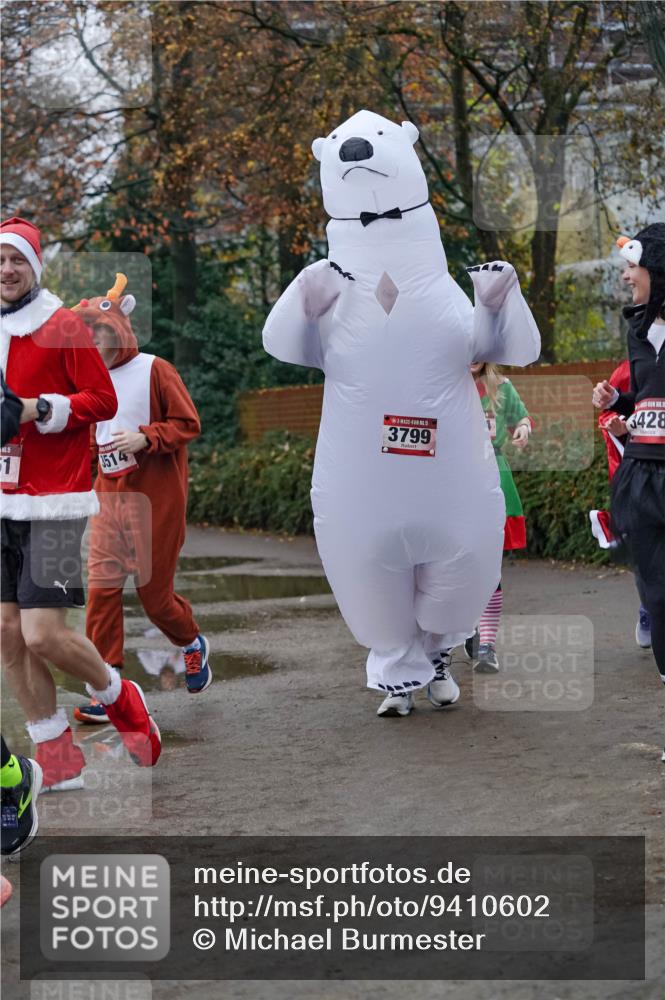 07.12.2025 - St. Pauli X-Mass-Run No. 15 Michael Burmester http://msf.ph/oto/9410602 07.12.2025 09:48:15 Laufen 15, 51, 3514, 15, 3799, 3428 meine-sportfotos.de