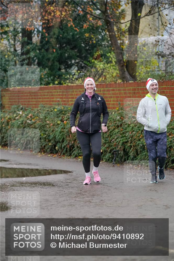 07.12.2025 - St. Pauli X-Mass-Run No. 15 Michael Burmester http://msf.ph/oto/9410892 07.12.2025 09:49:45 Laufen  meine-sportfotos.de